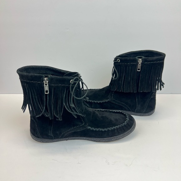 UGG AUSTRALIA Boots Womens Size 9 Kaysa Black Suede Moccasin Fringe zip - Picture 1 of 9